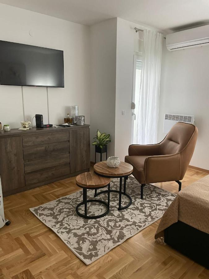 Apartman Tim Lux 1 Vrnjačka Banja Zewnętrze zdjęcie